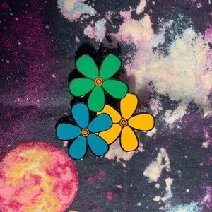 Welcome Home Frank Frankly Springtime Flower Pin